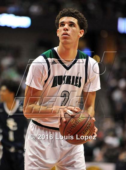 Thumbnail 2 in Chino Hills vs. Sierra Canyon (CIF SS Open Division Final) photogallery.