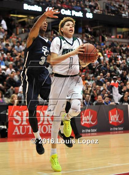 Thumbnail 1 in Chino Hills vs. Sierra Canyon (CIF SS Open Division Final) photogallery.