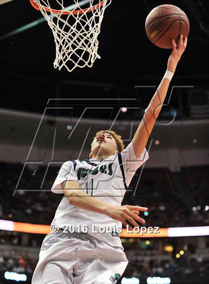 Thumbnail 1 in Chino Hills vs. Sierra Canyon (CIF SS Open Division Final) photogallery.