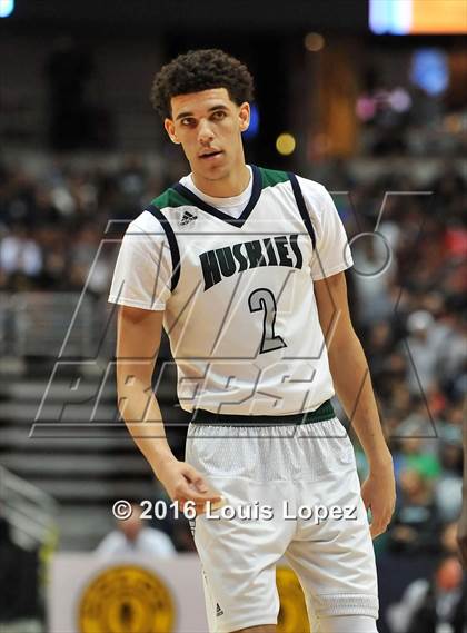 Thumbnail 1 in Chino Hills vs. Sierra Canyon (CIF SS Open Division Final) photogallery.