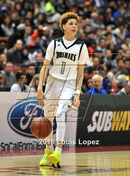 Thumbnail 1 in Chino Hills vs. Sierra Canyon (CIF SS Open Division Final) photogallery.