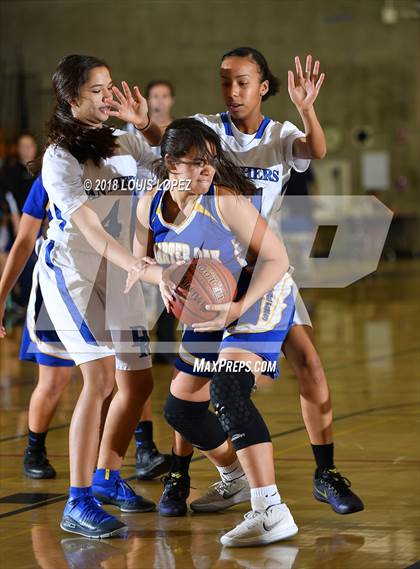 Thumbnail 1 in Charter Oak @ Diamond Ranch photogallery.