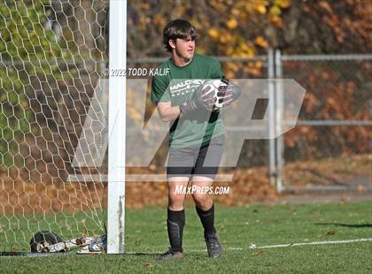 Thumbnail 2 in Maloney vs Newington (CIAC Class LL First Round) photogallery.