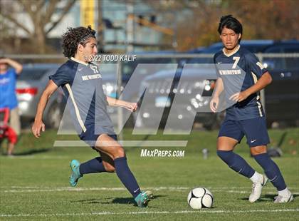 Thumbnail 3 in Maloney vs Newington (CIAC Class LL First Round) photogallery.