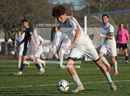 Thumbnail 3 in Maloney vs Newington (CIAC Class LL First Round) photogallery.