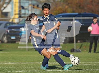 Thumbnail 2 in Maloney vs Newington (CIAC Class LL First Round) photogallery.