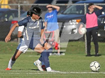 Thumbnail 1 in Maloney vs Newington (CIAC Class LL First Round) photogallery.