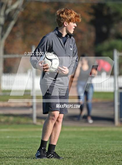 Thumbnail 2 in Maloney vs Newington (CIAC Class LL First Round) photogallery.