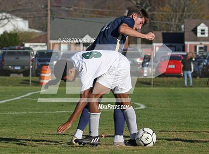 Thumbnail 2 in Maloney vs Newington (CIAC Class LL First Round) photogallery.