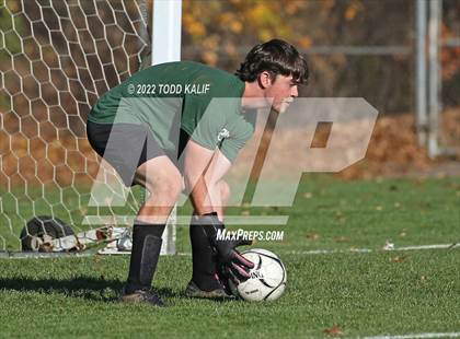 Thumbnail 2 in Maloney vs Newington (CIAC Class LL First Round) photogallery.
