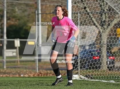 Thumbnail 2 in Maloney vs Newington (CIAC Class LL First Round) photogallery.