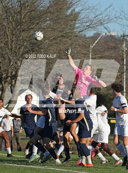 Thumbnail 1 in Maloney vs Newington (CIAC Class LL First Round) photogallery.