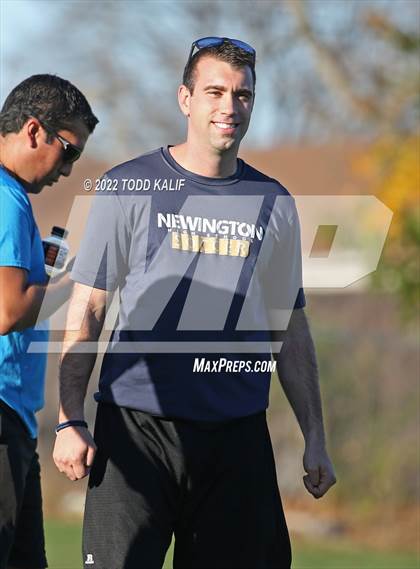 Thumbnail 2 in Maloney vs Newington (CIAC Class LL First Round) photogallery.