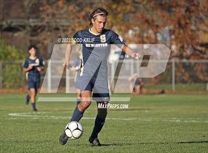 Thumbnail 3 in Maloney vs Newington (CIAC Class LL First Round) photogallery.