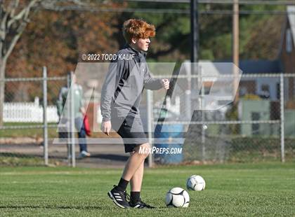 Thumbnail 2 in Maloney vs Newington (CIAC Class LL First Round) photogallery.