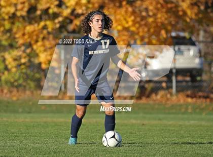 Thumbnail 3 in Maloney vs Newington (CIAC Class LL First Round) photogallery.