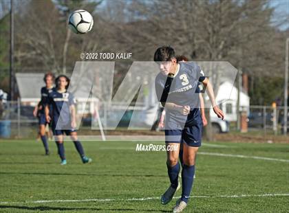 Thumbnail 3 in Maloney vs Newington (CIAC Class LL First Round) photogallery.