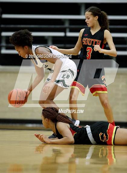 Thumbnail 1 in South Grand Prairie vs Lake Ridge photogallery.