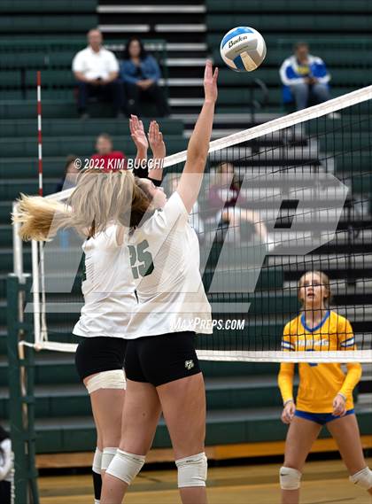 Thumbnail 3 in Imlay City @ Lake Orion photogallery.