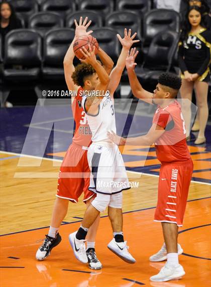 Thumbnail 3 in Apollo vs. Williams Field (Hoopin it up at the Arena) photogallery.