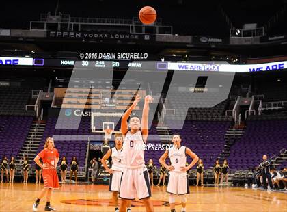 Thumbnail 2 in Apollo vs. Williams Field (Hoopin it up at the Arena) photogallery.