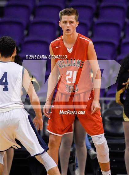 Thumbnail 2 in Apollo vs. Williams Field (Hoopin it up at the Arena) photogallery.