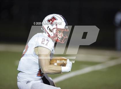 Thumbnail 3 in Arrowhead vs Muskego (WIAA Round 1 Playoff) photogallery.