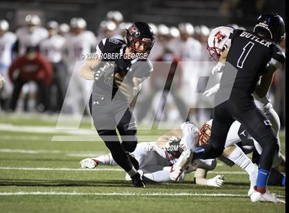 Thumbnail 3 in Arrowhead vs Muskego (WIAA Round 1 Playoff) photogallery.