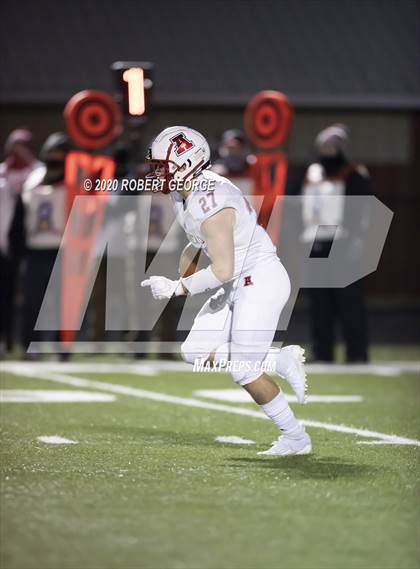 Thumbnail 2 in Arrowhead vs Muskego (WIAA Round 1 Playoff) photogallery.