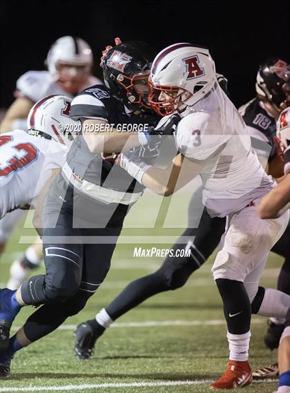 Thumbnail 3 in Arrowhead vs Muskego (WIAA Round 1 Playoff) photogallery.