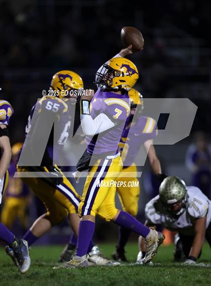 Thumbnail 3 in Concord @ Middletown (CIF NCS D7 Semifinal) photogallery.