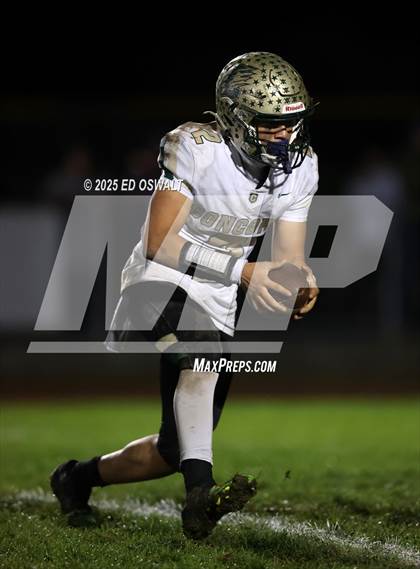 Thumbnail 3 in Concord @ Middletown (CIF NCS D7 Semifinal) photogallery.