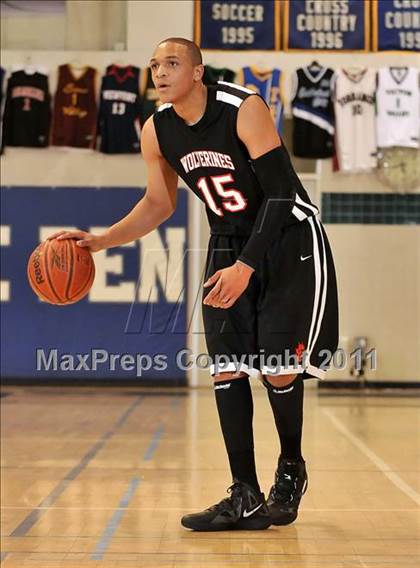 Thumbnail 3 in Harvard-Westlake vs. Lincoln (MaxPreps Holiday Classic) photogallery.