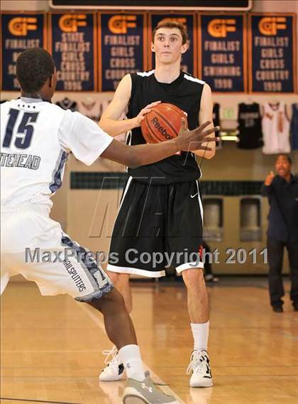 Thumbnail 2 in Harvard-Westlake vs. Lincoln (MaxPreps Holiday Classic) photogallery.