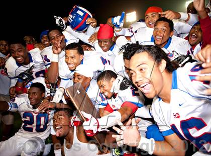 Thumbnail 3 in Edison vs. Serra (CIF SoCal Regional D2 Final) photogallery.