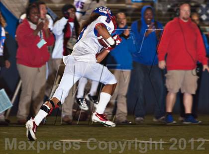 Thumbnail 3 in Edison vs. Serra (CIF SoCal Regional D2 Final) photogallery.