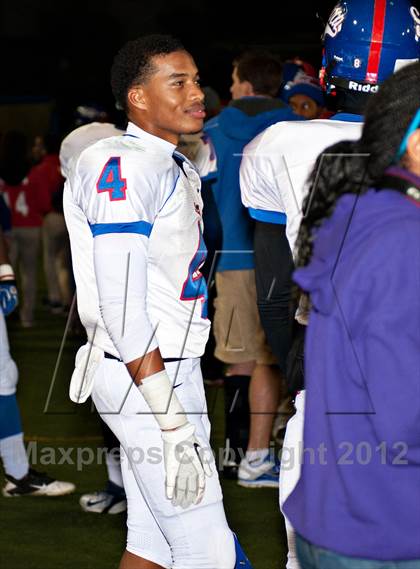 Thumbnail 2 in Edison vs. Serra (CIF SoCal Regional D2 Final) photogallery.