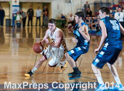 Thumbnail 2 in Bellarmine vs. Menlo-Atherton (CIF CCS D1 Final) photogallery.