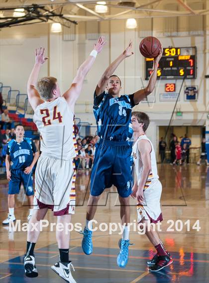 Thumbnail 2 in Bellarmine vs. Menlo-Atherton (CIF CCS D1 Final) photogallery.