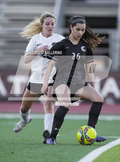 Thumbnail 3 in Marcus vs Guyer (UIL 6A Bi-District Playoff) photogallery.