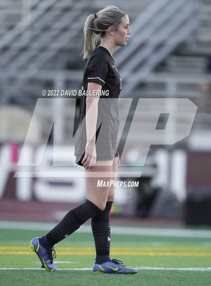 Thumbnail 3 in Marcus vs Guyer (UIL 6A Bi-District Playoff) photogallery.