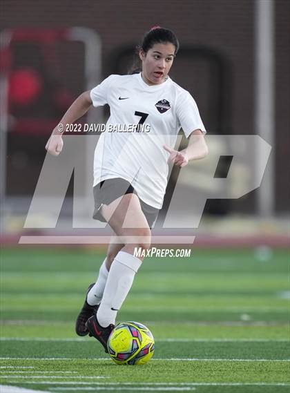 Thumbnail 1 in Marcus vs Guyer (UIL 6A Bi-District Playoff) photogallery.