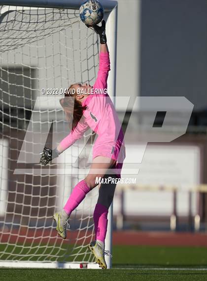 Thumbnail 2 in Marcus vs Guyer (UIL 6A Bi-District Playoff) photogallery.