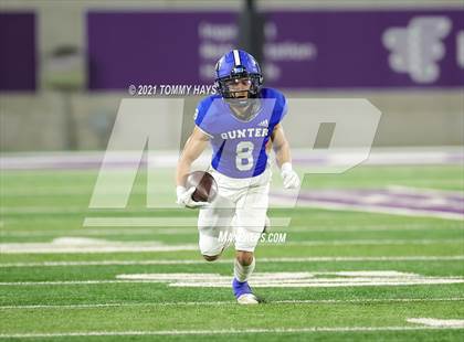 Thumbnail 1 in Roosevelt vs. Gunter (UIL 3A DII Semifinal) photogallery.