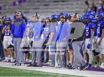 Thumbnail 1 in Roosevelt vs. Gunter (UIL 3A DII Semifinal) photogallery.