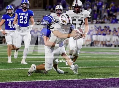 Thumbnail 3 in Roosevelt vs. Gunter (UIL 3A DII Semifinal) photogallery.