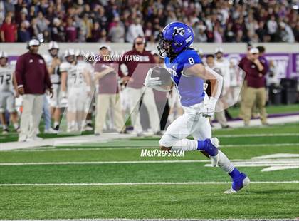 Thumbnail 2 in Roosevelt vs. Gunter (UIL 3A DII Semifinal) photogallery.