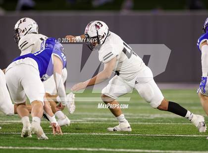 Thumbnail 3 in Roosevelt vs. Gunter (UIL 3A DII Semifinal) photogallery.