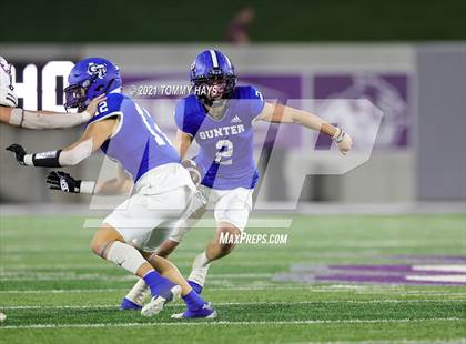 Thumbnail 2 in Roosevelt vs. Gunter (UIL 3A DII Semifinal) photogallery.