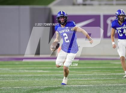 Thumbnail 3 in Roosevelt vs. Gunter (UIL 3A DII Semifinal) photogallery.